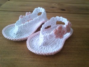 sandalias para niños a crochet
