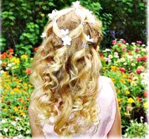 peinados-para-ninas-con-pelo-rizado